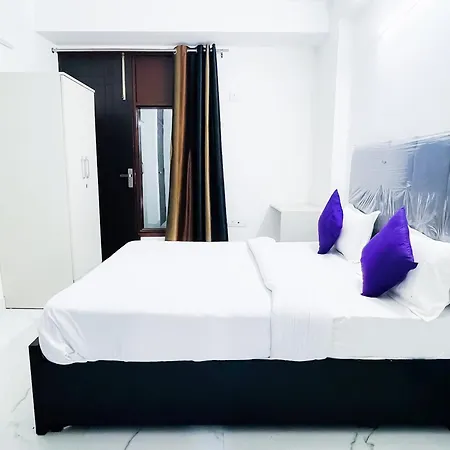 Hotel Twenty Four In Malviya Nagar